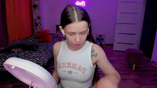 HelloRoxy online show from 18, 5, 2026