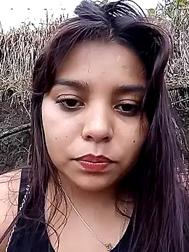 stefanie010 online show from 5, 1, 2025