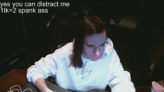 izilizi 23 online show from 8, 12, 2024