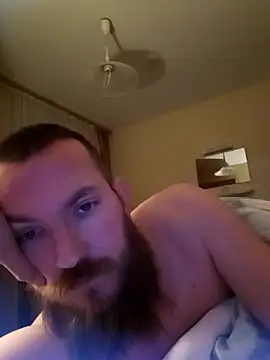 Snapshot of Klinsch chatting on 2, 3, 2026 Klinsch online show from 2, 3, 2026