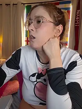 Snapshot of NaomiShimizu chatting on 11, 6, 2026 NaomiShimizu online show from 11, 6, 2026