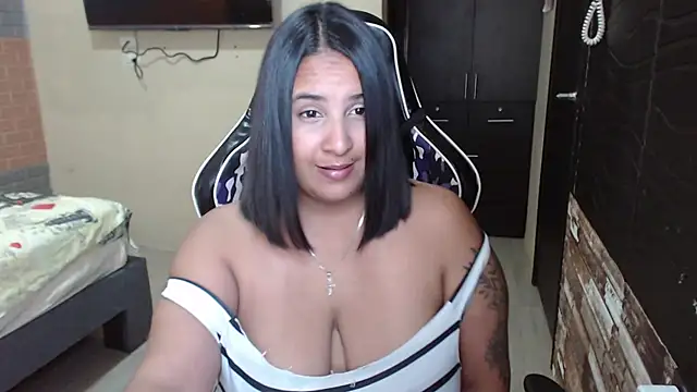Snapshot of KathyHardcore69 chatting on 8, 5, 2026 KathyHardcore69 online show from 8, 5, 2026