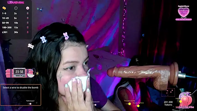 kim saenz20 online show from 23, 12, 2024