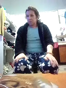 Cameron puppy online show from 12, 3, 2025