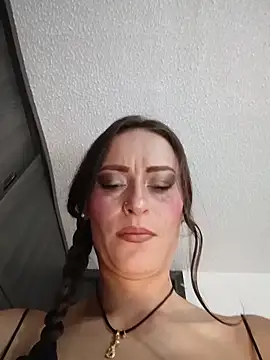 JadeHiilton online show from 25, 2, 2026