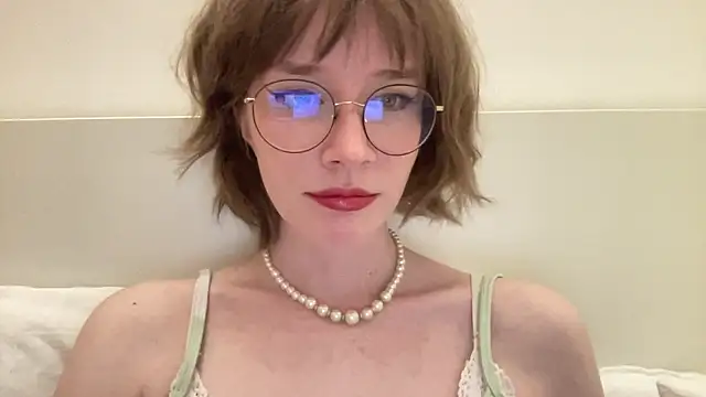 Snapshot of ms_christiana chatting on 19, 5, 2026 ms christiana online show from 19, 5, 2026