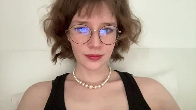 Snapshot of ms_christiana chatting on 3, 6, 2026 ms christiana online show from 3, 6, 2026