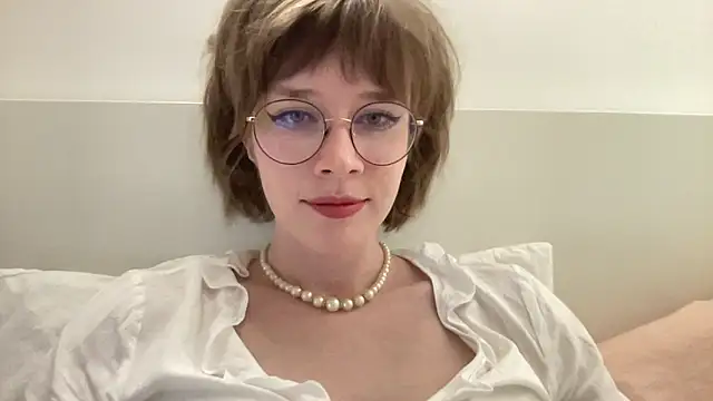 Snapshot of ms_christiana chatting on 22, 6, 2026 ms christiana online show from 22, 6, 2026