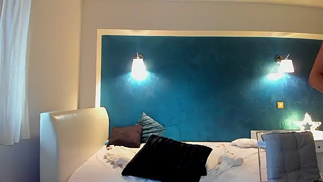 Awesome Jolie online show from 10, 12, 2024