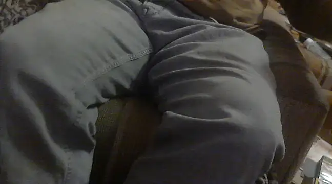 Snapshot of T-onyi chatting on 21, 2, 2025 T-onyi online show from 21, 2, 2025