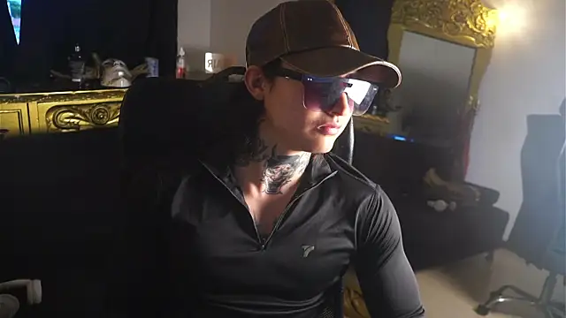 dantecoppolaa  online show from 8, 2, 2025