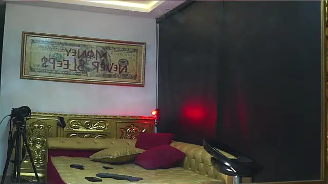 Snapshot of dantecoppolaa_ chatting on 9, 8, 2026 dantecoppolaa online show from 9, 8, 2026