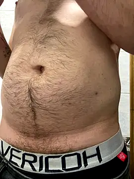 Snapshot of vanho29 chatting on 3, 12, 2025 vanho29 online show from 3, 12, 2025