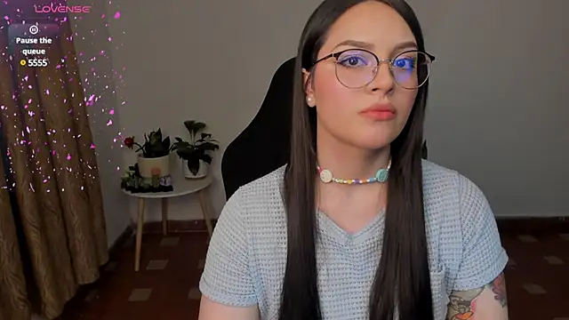 anaveleeez online show from 10, 1, 2025