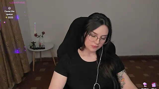 anaveleeez online show from 1, 3, 2025