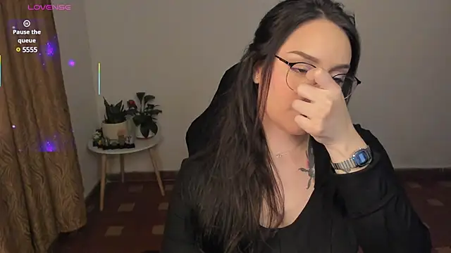 anaveleeez online show from 6, 3, 2025