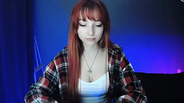 LuciaYoung online show from 21, 3, 2025