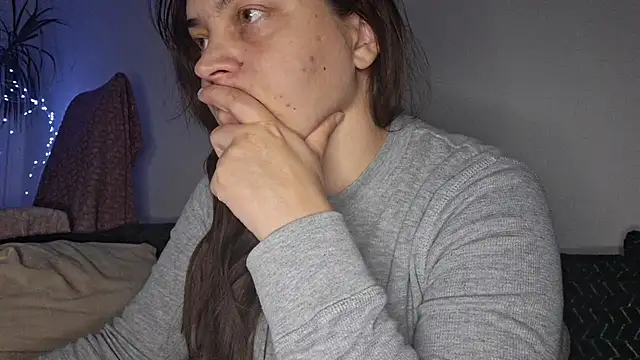 Cyndee Winter online show from 15, 10, 2025