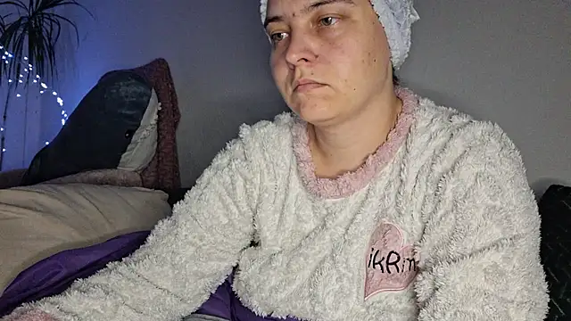 Cyndee Winter online show from 3, 11, 2025