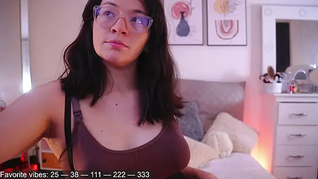 Anah s online show from 25, 6, 2026