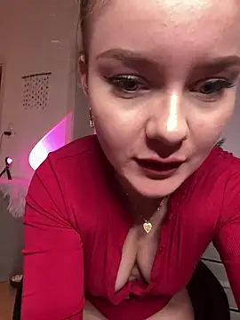 Snapshot of MaribelRiver chatting on 12, 2, 2025 MaribelRiver online show from 12, 2, 2025