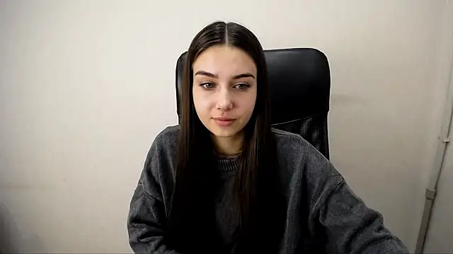 Lili magic online show from 25, 10, 2025