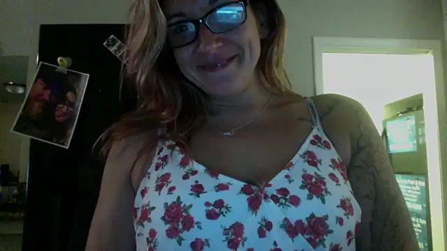 Snapshot of bella8769 chatting on 20, 2, 2026 bella8769 online show from 20, 2, 2026