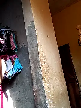 Snapshot of pretty_amaal chatting on 11, 3, 2025 pretty amaal online show from 11, 3, 2025