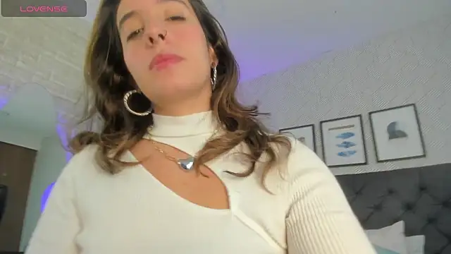 emma  smith1 online show from 19, 3, 2025