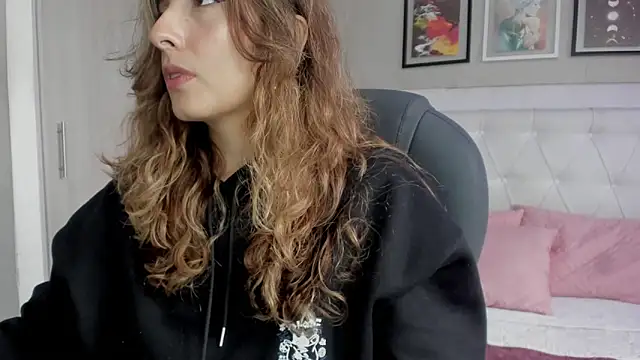 Snapshot of emma__smith1 chatting on 11, 3, 2026 emma smith1 online show from 11, 3, 2026