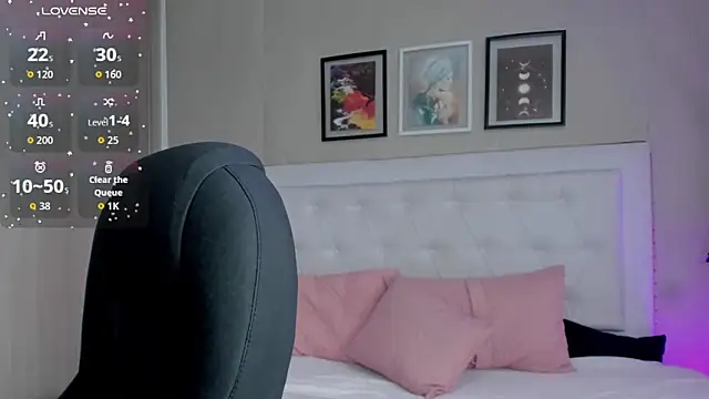 Snapshot of emma__smith1 chatting on 12, 3, 2026 emma smith1 online show from 12, 3, 2026