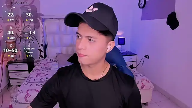 Niicky1  online show from 11, 12, 2024