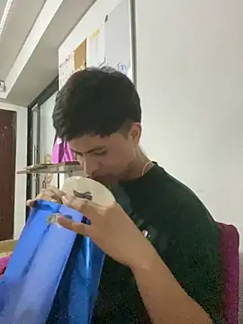 Niicky1  online show from 15, 12, 2024