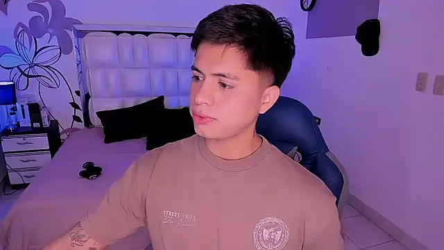 Niicky1  online show from 26, 12, 2024