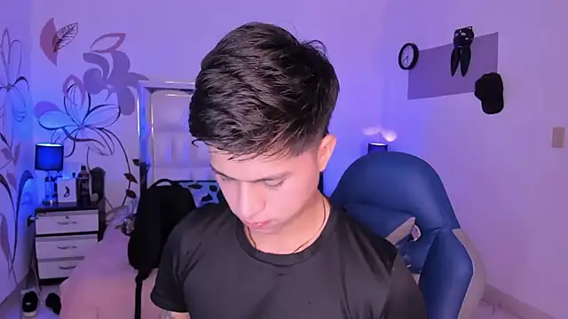 Niicky1  online show from 25, 1, 2025