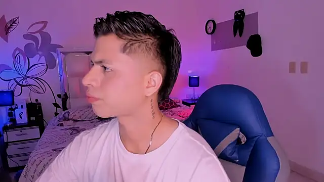 Niicky1  online show from 18, 2, 2025