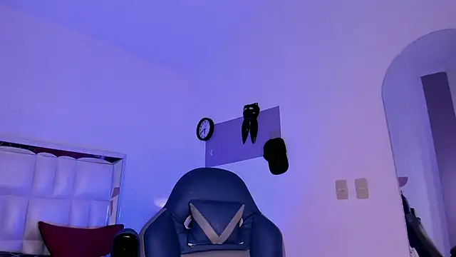 Niicky1  online show from 25, 2, 2025