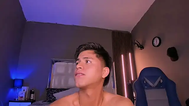 Niicky1  online show from 13, 3, 2025