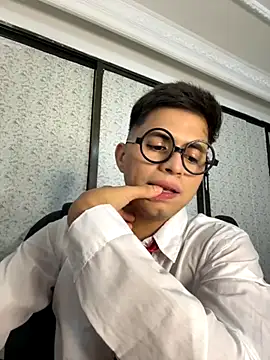 Niicky1  online show from 12, 9, 2025