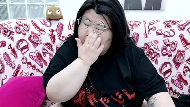 Nadine asian online show from 12, 4, 2026