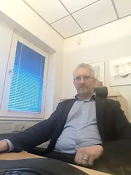 tom-swede online show from 11, 3, 2025