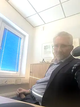 tom-swede online show from 18, 3, 2025