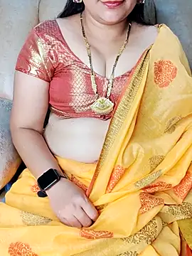 Traditional Housewife  online show from 15, 2, 2025