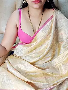 Traditional Housewife  online show from 12, 3, 2025