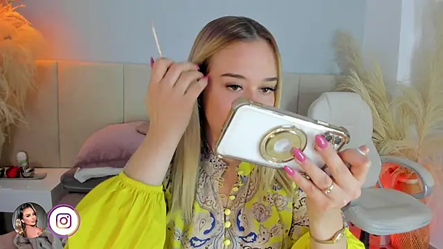 sofia pamela online show from 4, 2, 2026