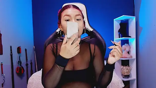 JadaRoberts online show from 20, 12, 2025