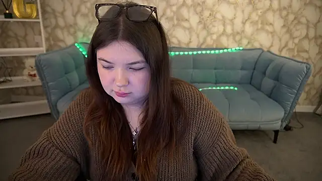 RosieMoons online show from 3, 2, 2026