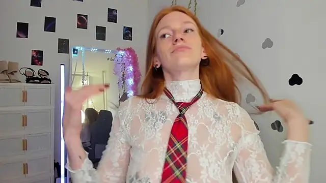 Aliceginger99 online show from 13, 5, 2026
