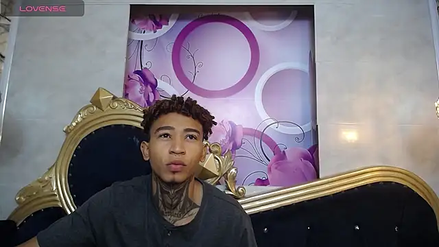 sexy blacks  online show from 21, 2, 2025