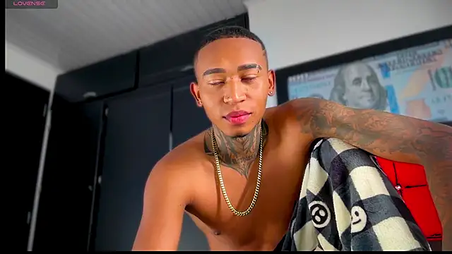 sexy blacks  online show from 6, 7, 2026